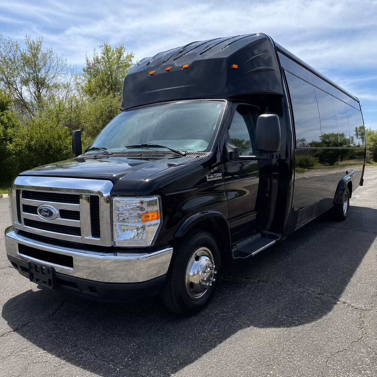 bus rentals for fullerton congregation trips to regional faith events