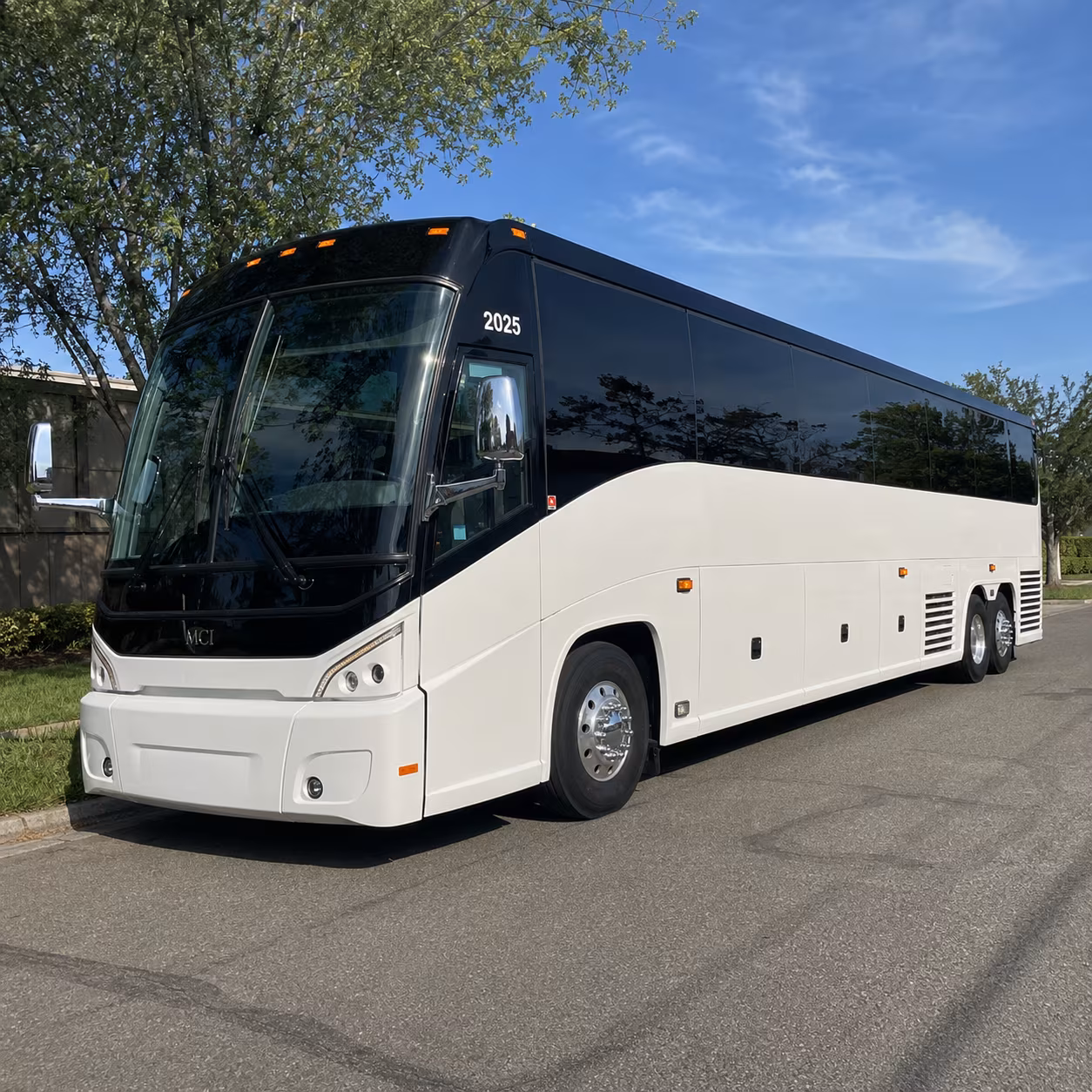 charter buses for fullerton birthday groups heading to disneyland and knott s berry farm
