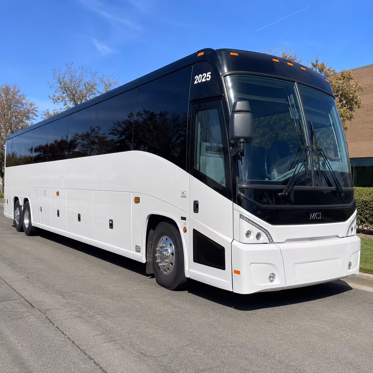 reserve transportation for your next wedding 2